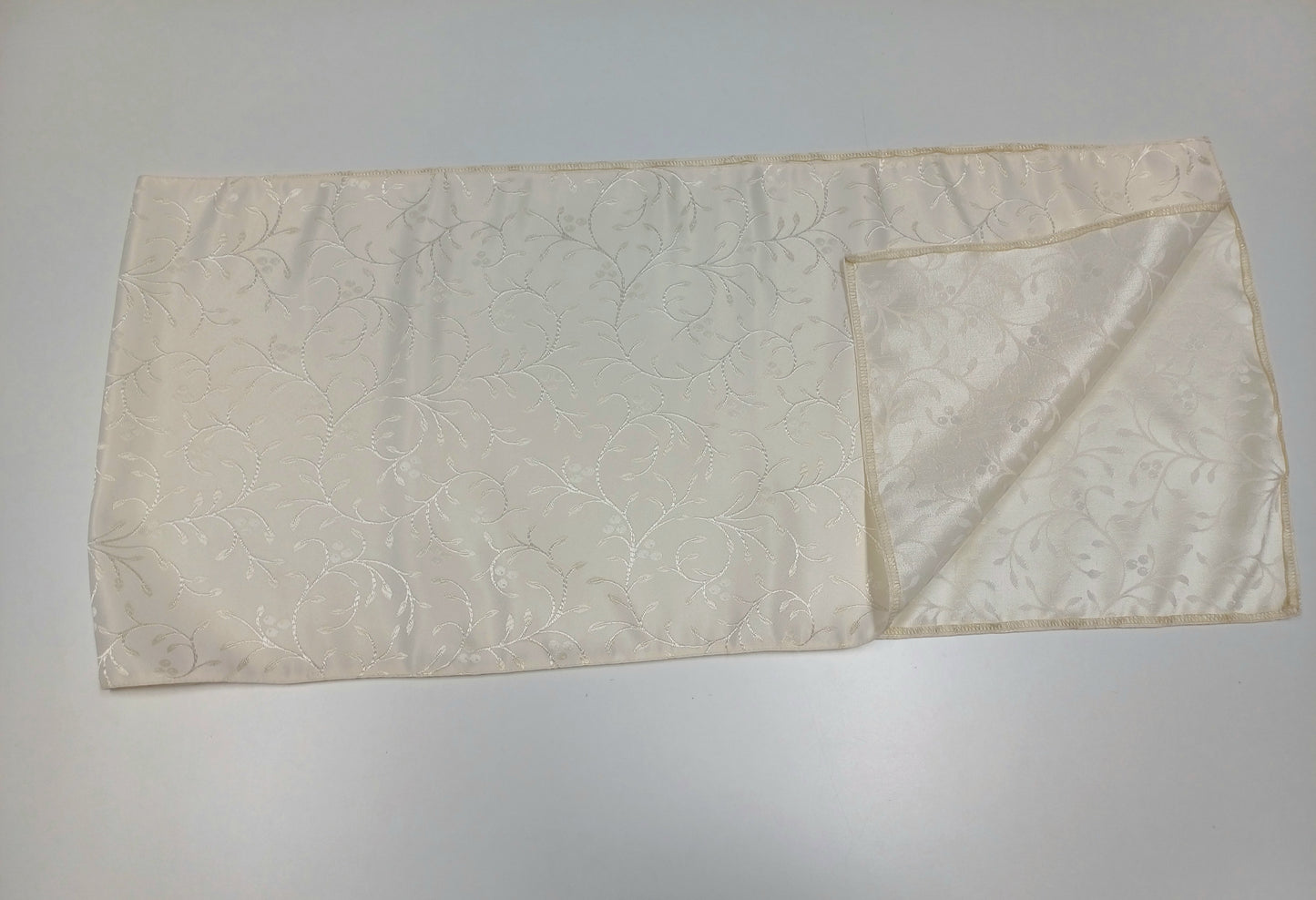 Ecru tablecloth